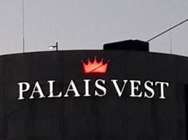 Palais Vest